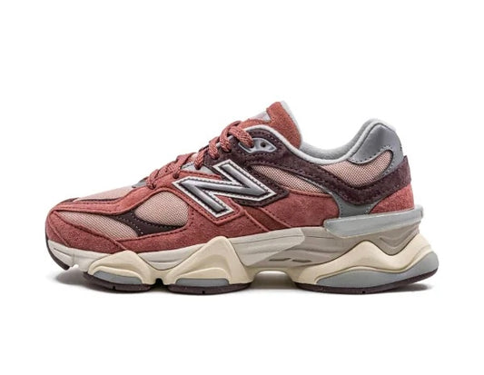 New Balance
9060 "Mineral Red/Truffle" sneakers
