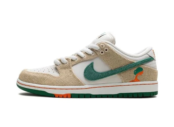 Nike
x Jarritos SB Dunk Low sneakers