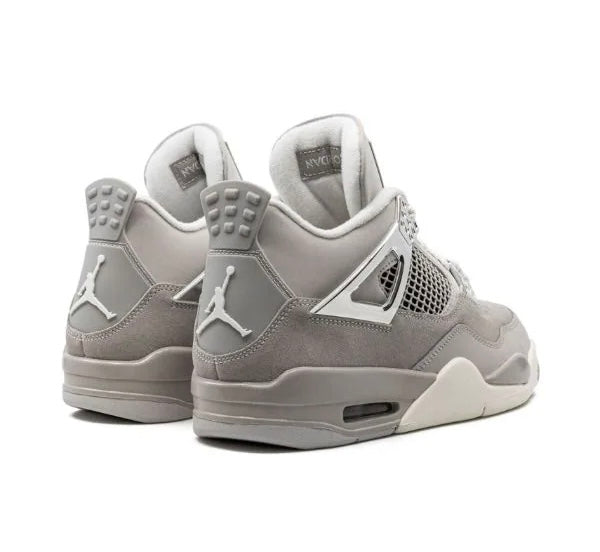 Jordan
Air Jordan 4 "Frozen Moments" sneakers