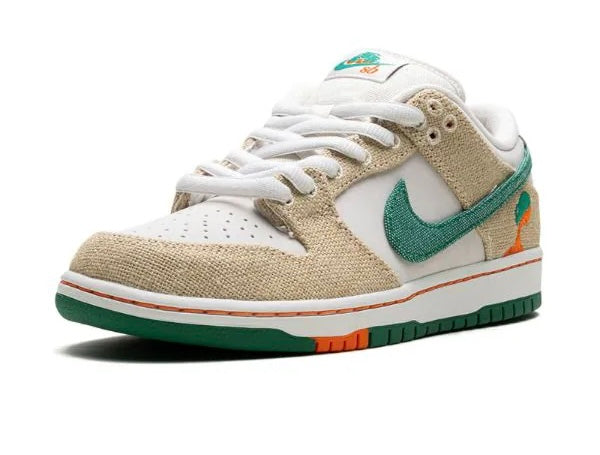 Nike
x Jarritos SB Dunk Low sneakers